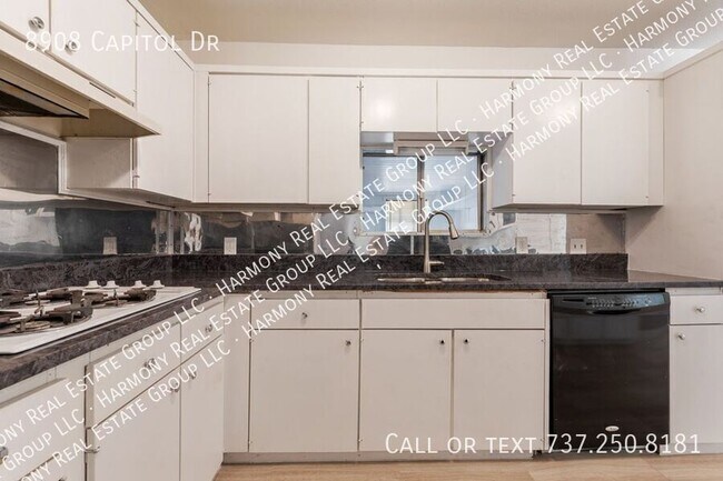 Building Photo - 8908 Capitol Dr