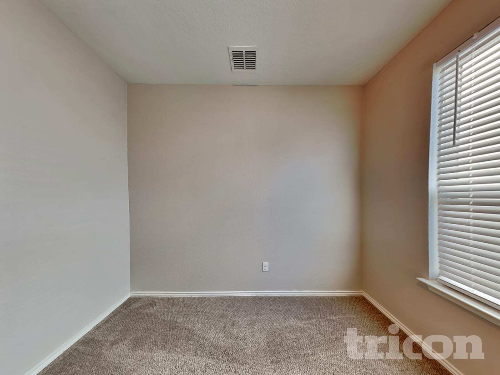 Building Photo - 6615 Port Elizabeth