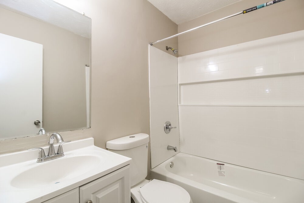 Building Photo - 3010 Randolph Ct NE