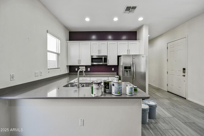 Building Photo - 10493 W Bronco Trail