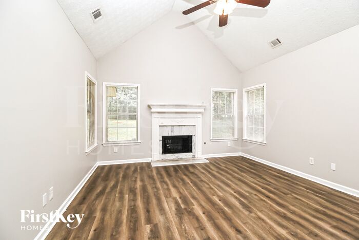 Building Photo - 270 Rosewood Cir