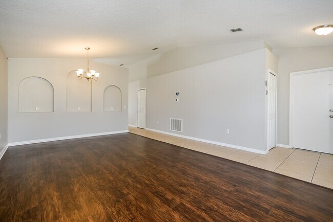 Building Photo - 4740 Petal Pawpaw Ln