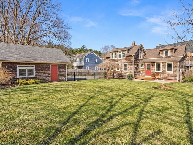 Building Photo - 14 Morse Ct