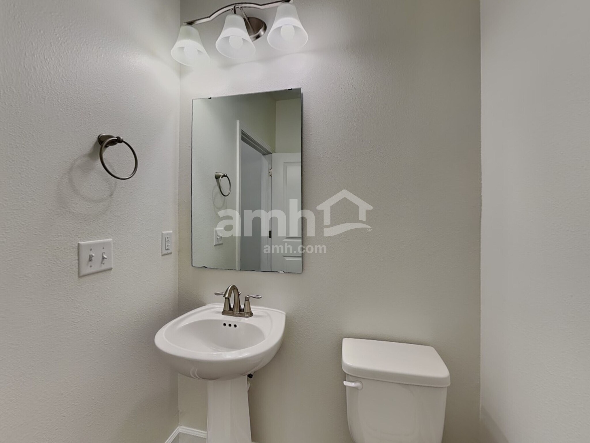 Building Photo - 12295 Sapp Rd