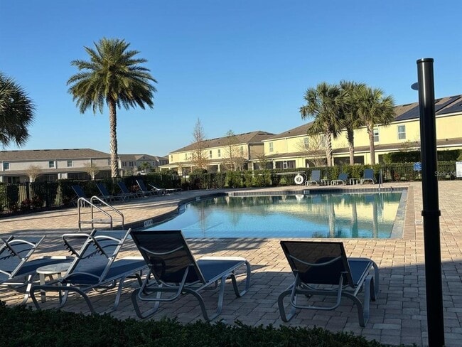 Building Photo - 268 Arbor Lakes Dr