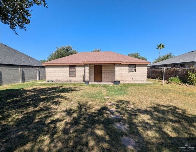 Building Photo - 301 Jessica Jane Ave