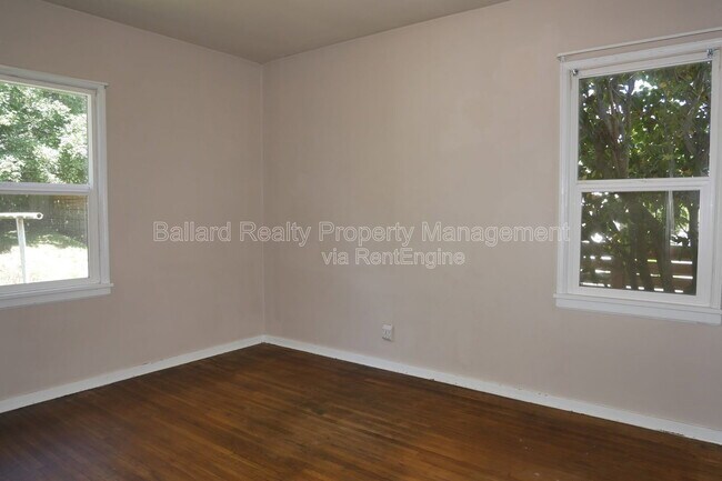 Building Photo - 1406 NW 61st St