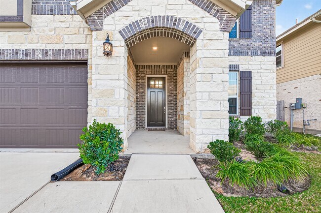 Building Photo - 17685 Martin Crk Ln