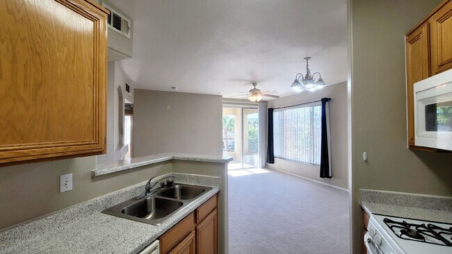 Building Photo - 7185 S Durango Dr