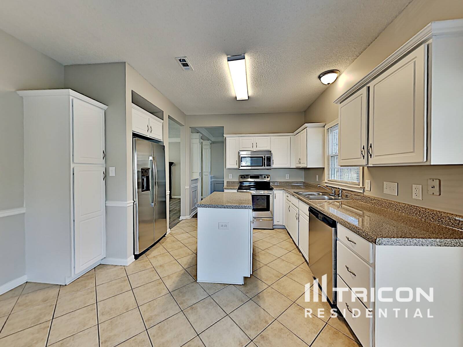Building Photo - 7504 Axis Ct