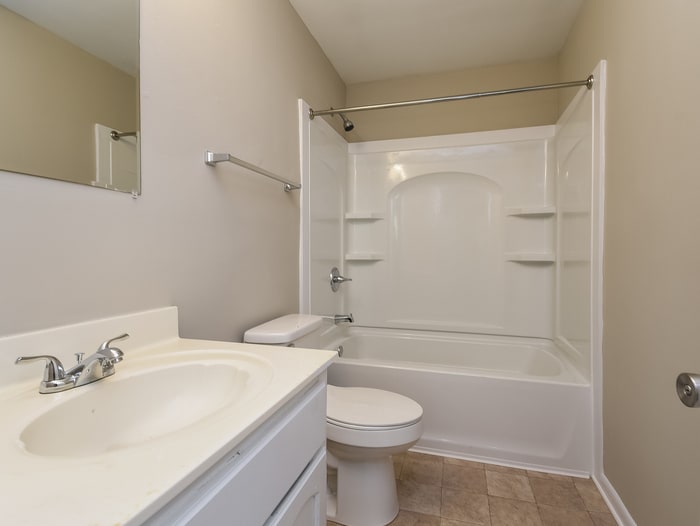 Building Photo - 2855 Greenside Dr NW