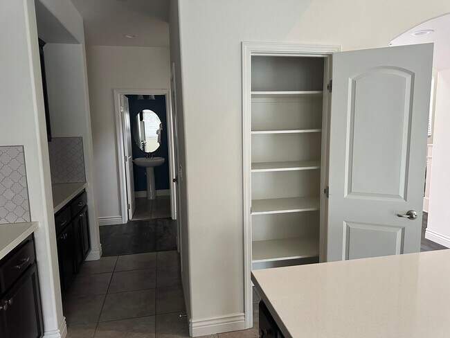 Building Photo - Just reduced! Beautiful home in templeton