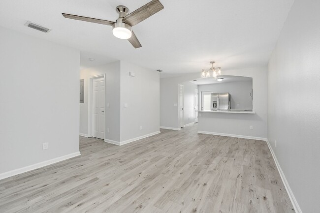 Building Photo - Beautiful Sonesta Walk Townhome with Resor...