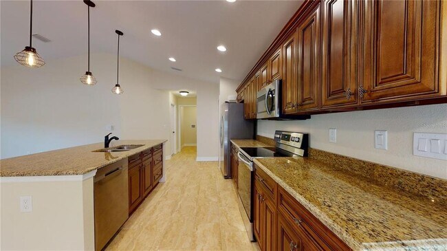 Building Photo - 4851 Kennett St