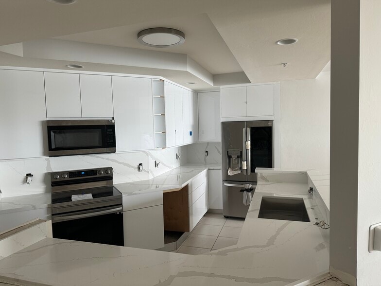 All new appliances - 2743 1st St
