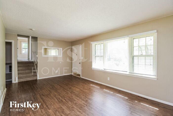 Building Photo - 9313 Richmond Dr