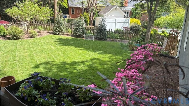 Building Photo - 2502 Brookwood Rd