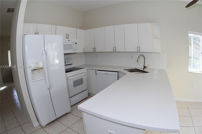 Building Photo - 21511 SW 87th Ct