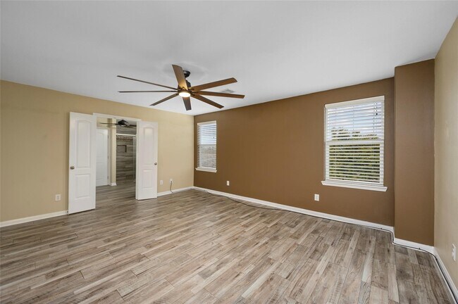 Building Photo - 1843 Garnet Breeze Dr