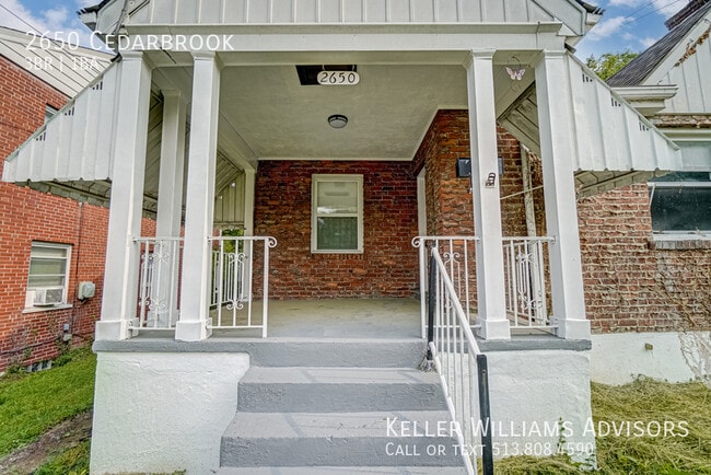 Building Photo - 2650 Cedarbrook-