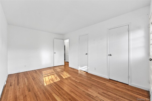 Building Photo - 200-04 39th Ave