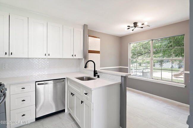 Building Photo - 17 Mainbraid Ct
