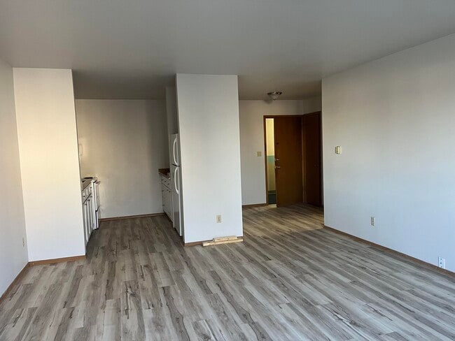 Building Photo - 3809 S 35th St