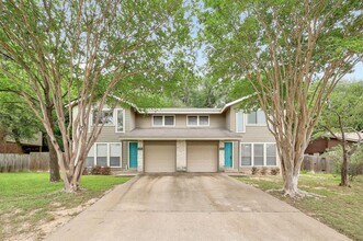 Building Photo - 6519 Hart Ln