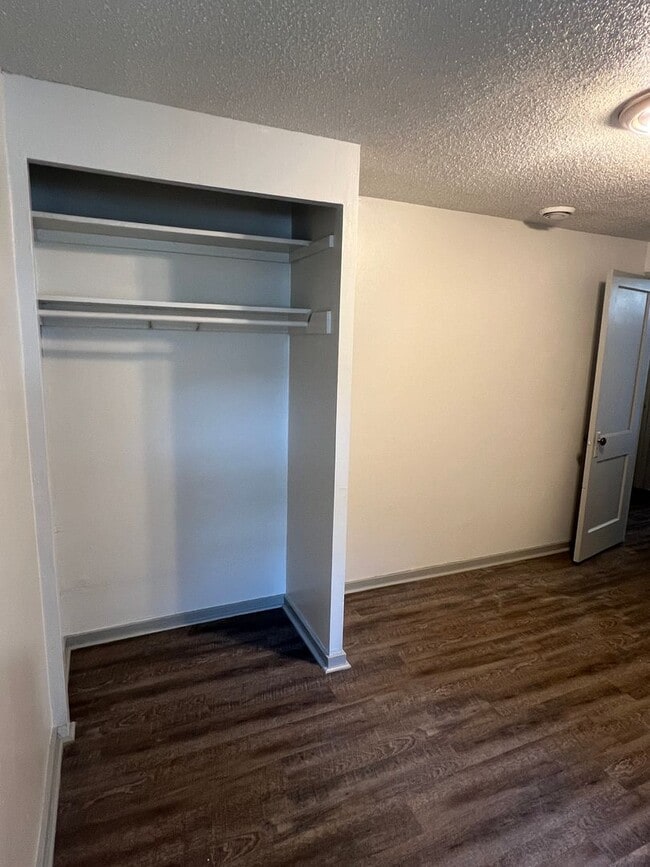 Building Photo - ***Applications Pending***Two-Bedroom dupl...