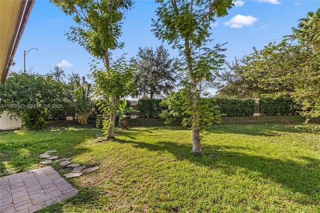 Building Photo - 3560 W 88th St