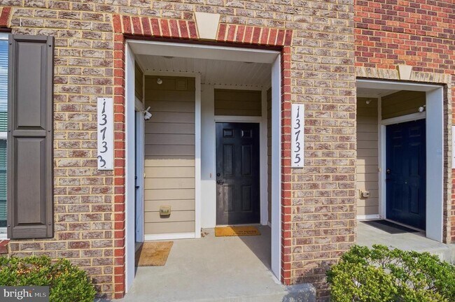 Building Photo - 13735 Air and Space Museum Pkwy