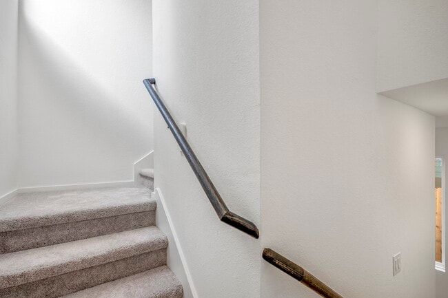 Building Photo - 21463 Carosella Dr