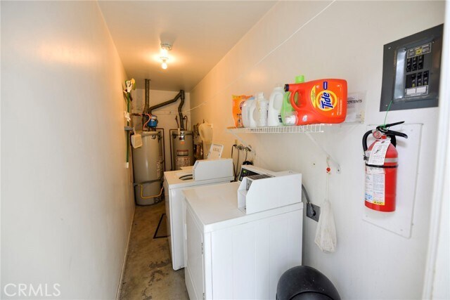 Building Photo - 250 Avenida Del Poniente