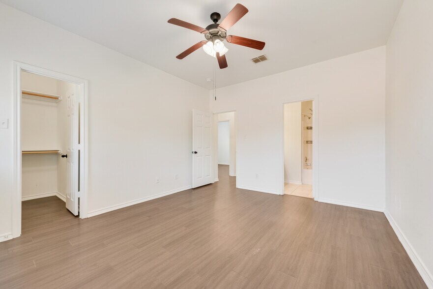 Building Photo - 358 Armstrong Ln