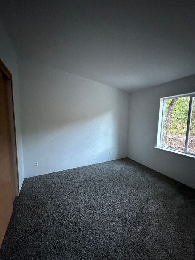 Building Photo - Wilbur road 3 bedroom 2 bath home