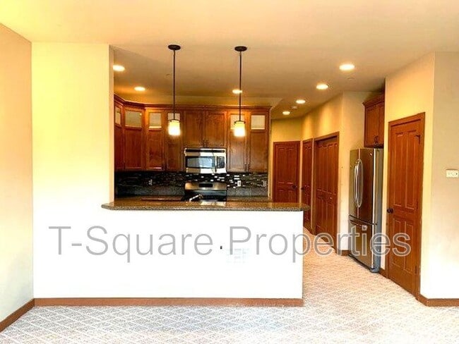 Building Photo - 14819 35th Ave W