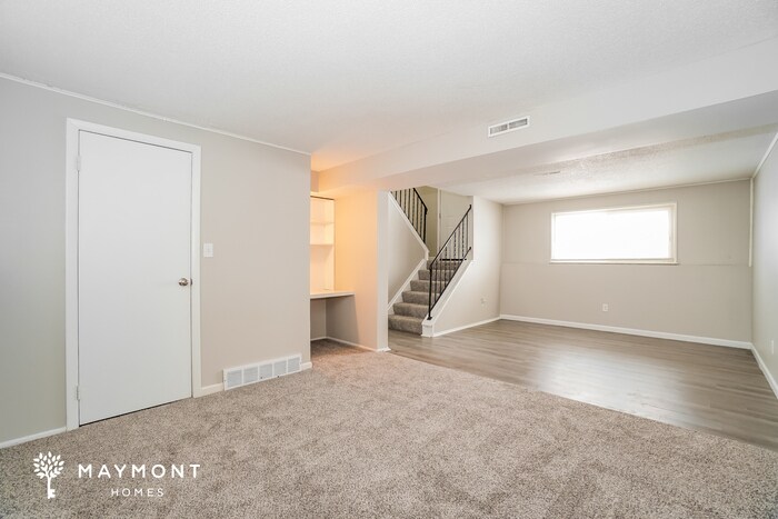 Building Photo - 3166 Valley Park Ave