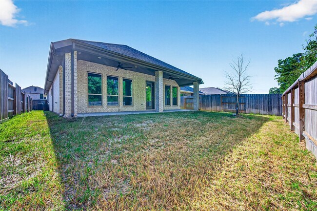 Building Photo - 17371 Merigold Hts Dr