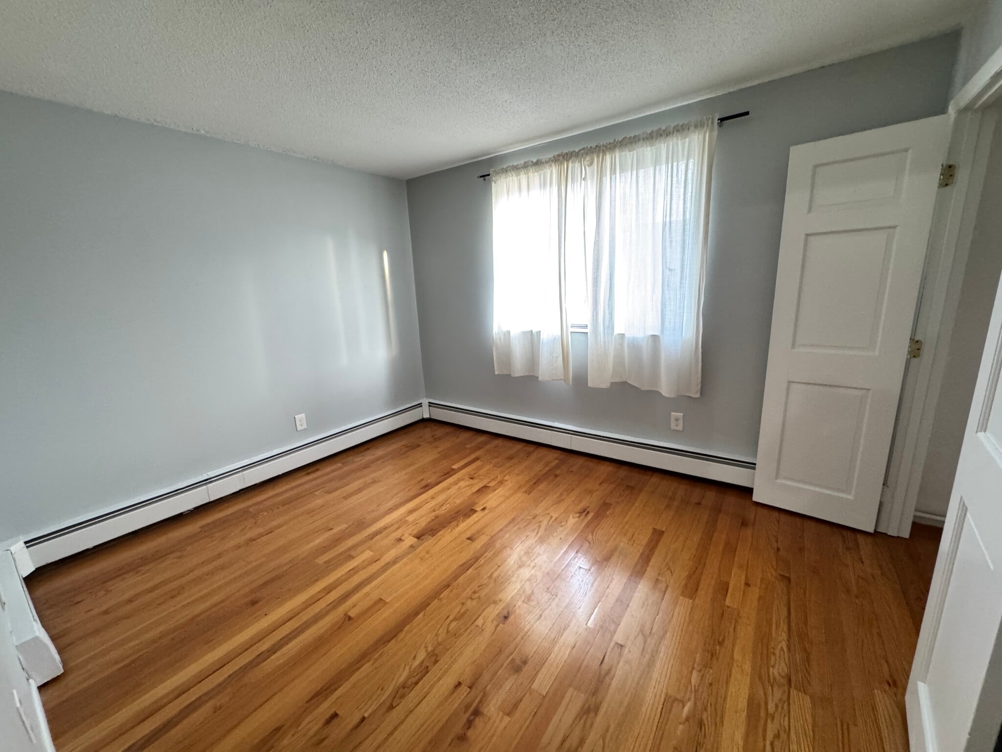 Building Photo - 14 Murdock St