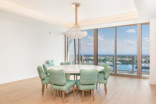 Building Photo - 1333 S Flagler Dr