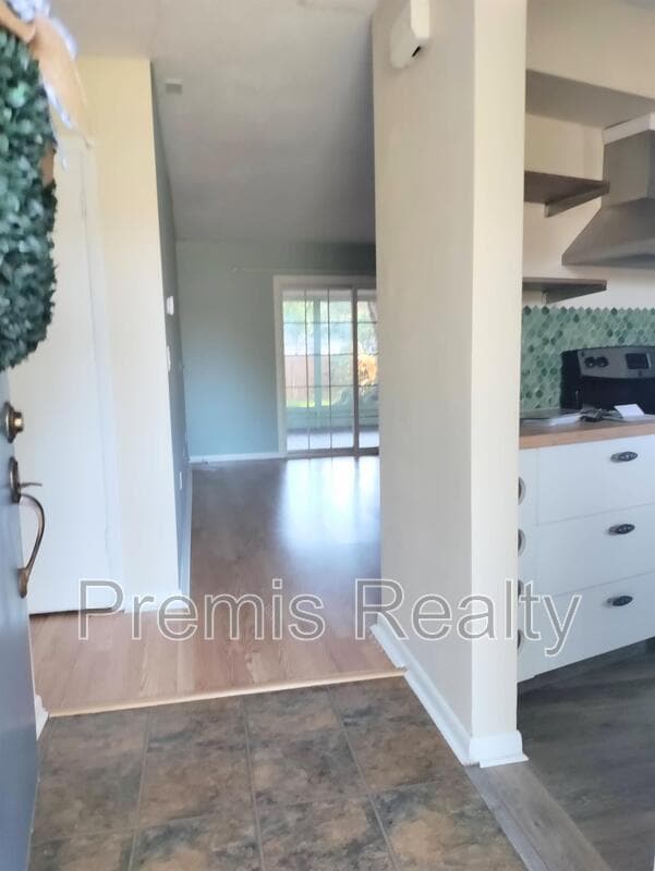 Building Photo - 6764 297th Ave N