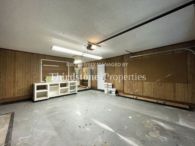 Building Photo - 7897 118th St