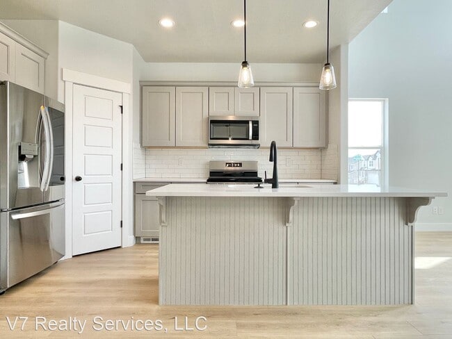 Building Photo - 3 br, 2.5 bath House - 4306 W. Rex Peak Way