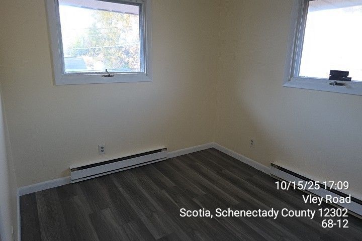 Building Photo - 68 Vley Rd