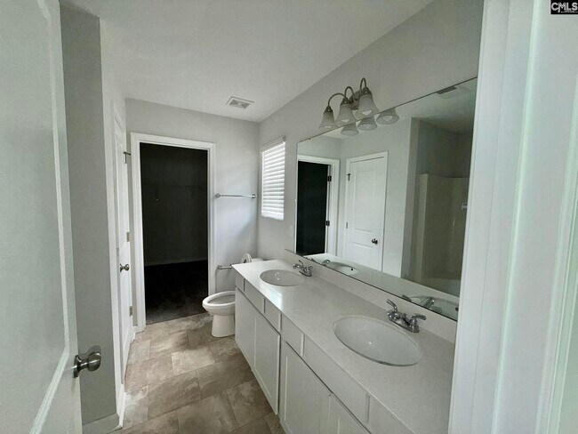 Building Photo - 639 Wooster Dr