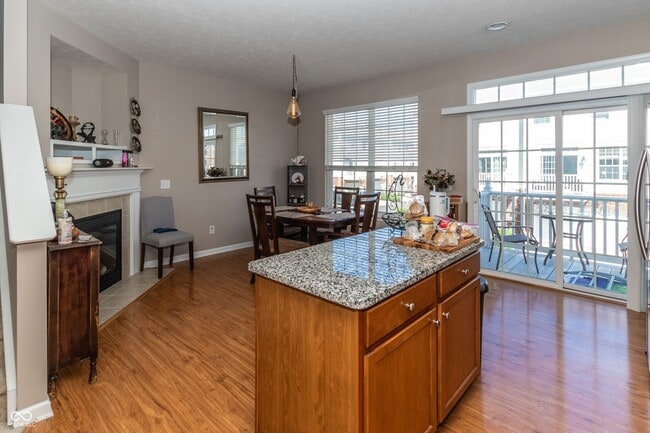 Building Photo - 420 Beverly Ct