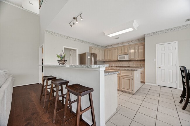 Building Photo - 5911 Indian Hills Ln