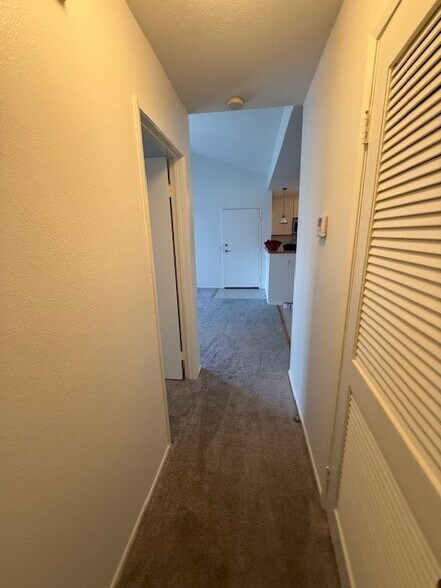 Building Photo - 27648 Susan Beth Way