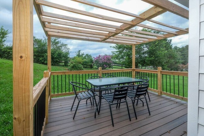 Building Photo - The Fancy Little Farmhouse