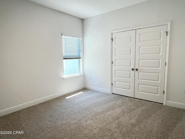 Building Photo - 121 Butler Cv